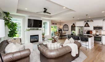 1816 Starling Ct, Polk City, IA 50226