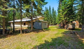 6328 River Rd, Clark Fork, ID 83811