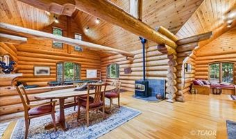 14361 Maple Creek Rd, Arcata, CA 95550