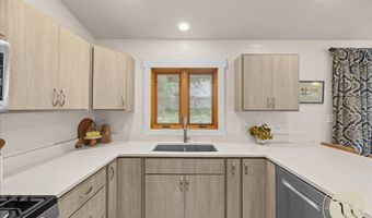 3935 Pine Cove Rd, Billings, MT 59102