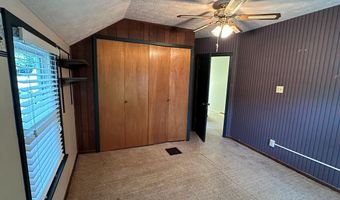 709 N St, Aurora, NE 68818