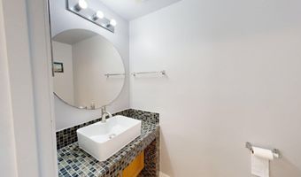 2609 Meade Ct, Ann Arbor, MI 48105