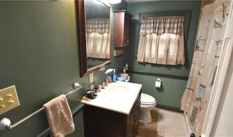 151 Hadde Ave, Cumberland, RI 02864
