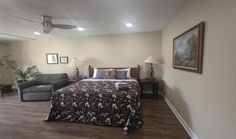 1902 Mountain Shadow Dr, Carlsbad, NM 88220