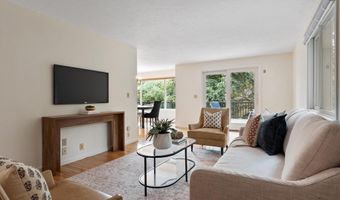 1 Heather Hill Rd, Acton, MA 01720