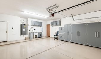 10322 W ROANOKE Ave, Avondale, AZ 85392