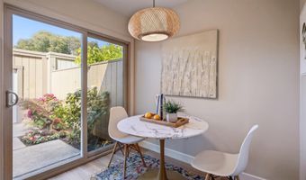 3150 Phoenix Ln, Alameda, CA 94502