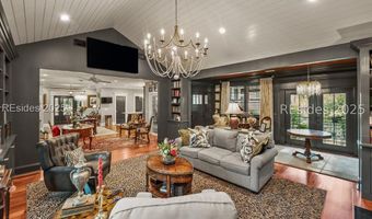 9 Bajala Dr E, Beaufort, SC 29907