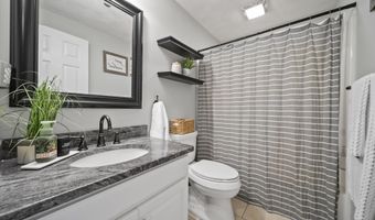 2 Taylor Mill Rd 1, Atkinson, NH 03811