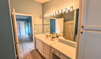 1188 NE 27th St 35, Bend, OR 97701