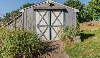 20413 St Lawrence Park Rd, Alexandria Bay, NY 13607