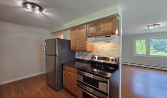92 Chester Tpke 1St Floor, Auburn, NH 03032