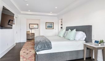 592 Tuckerman Ave, Middletown, RI 02842