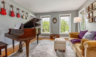 45 Eleanors Way, Brentwood, NH 03833