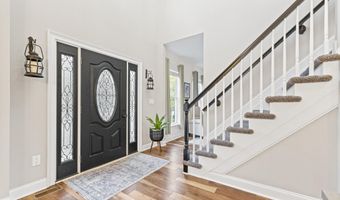 14 Brittany Dr, Bayville, NJ 08721