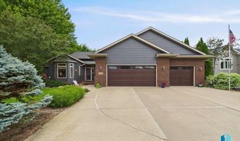 605 S Palmer Dr, Brandon, SD 57005