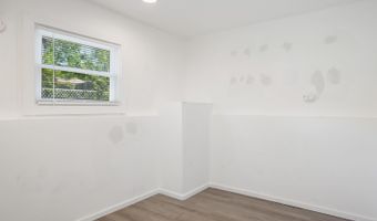 339 S Madison St, Adrian, MI 49221