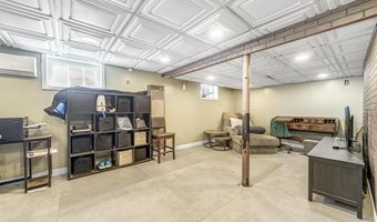 12 PAVONIA Ct 1, Bayonne, NJ 07002