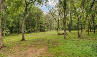 18013 Lawrence 2167, Aurora, MO 65605