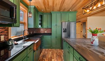 31 Dorothy Dr, Standish, ME 04084