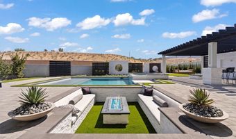 82 Glade Hollow Dr, Las Vegas, NV 89135