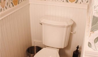 185 N Bissell Rd, Aurora, OH 44202