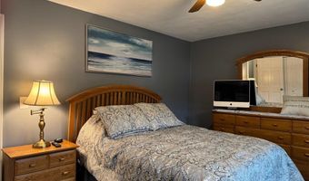 2212 Phenix Ave, Cranston, RI 02921