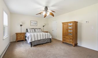 482 Clifton Ave, Bayville, NJ 08721