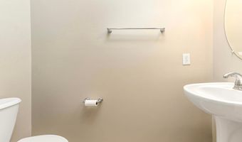 22722 BEACON CREST Ter, Brambleton, VA 20148