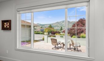 7362 Oakmont Dr, Santa Rosa, CA 95409