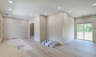 2118 W Radio Ln, Arkansas City, KS 67005