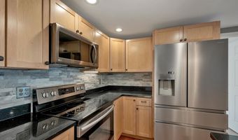 17 Croto Ln, Albany, NH 03818