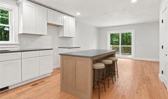172 Pine Swamp Rd, Cumberland, RI 02864