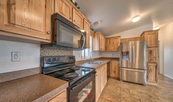 354 N 5th St, Basin, WY 82410