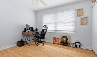 60 Fordham Dr, Aberdeen, NJ 07747