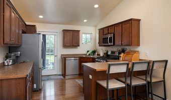 2206 Sturnella Ln, Belgrade, MT 59714