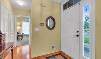 143 Sylvan Lake Blvd, Bayville, NJ 08721