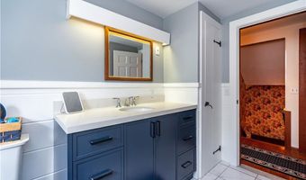 241 Howland Rd, East Greenwich, RI 02818