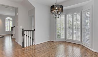 5120 GRIMM Dr, Alexandria, VA 22304