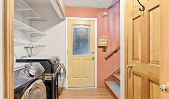 3236 Orion Cir, Anchorage, AK 99517