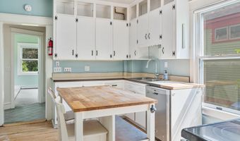 130 Ferguson Ave, Burlington, VT 05401
