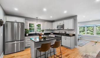 11 Upland Rd, Asheville, NC 28804