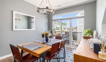 2759 Bristol Ridge Dr, Ann Arbor, MI 48105