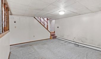 73 Grandview Dr, Cumberland, RI 02864