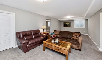2719 SW Prairie Trail Pkwy, Ankeny, IA 50023
