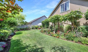 951 S St, Springfield, OR 97477