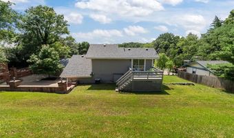 404 Applestone Dr, Ballwin, MO 63021