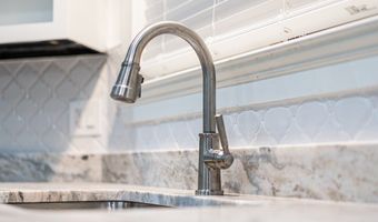 1804 River Pointe Dr, Albany, GA 31701