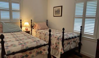 206 Sumter St SE, Aiken, SC 29801