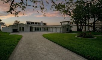 49 INTERLAKEN Rd, Orlando, FL 32804